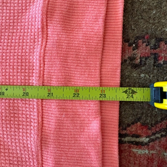 We the free (free people) long sleeve size medium - Picture 7 of 9